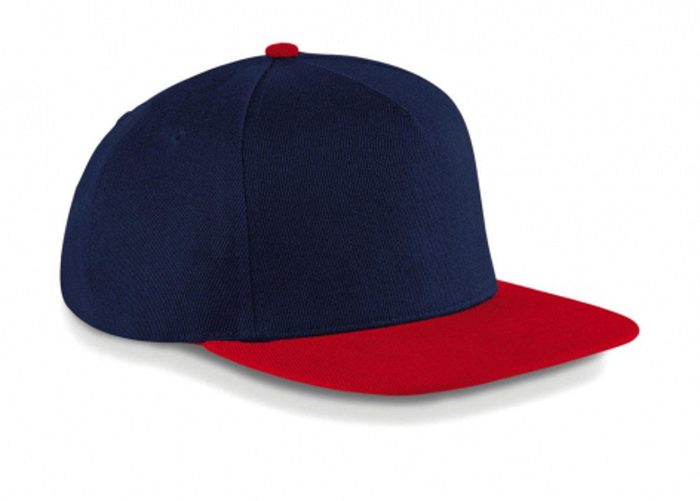 Streetstyle pur – mit Snapback und Statement